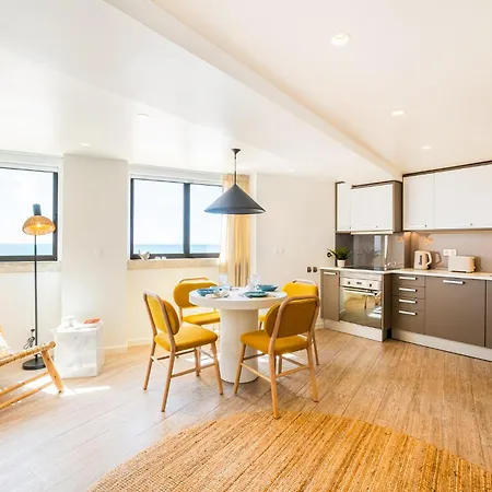 Casa Na Muralha - Front - Rooftop Jacuzzi By Dreamvillasalbufeira البوفيرا